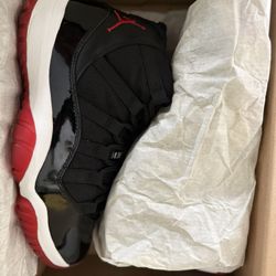 Jordan 11 “Playoffs”