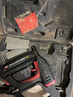Senco Brad Nailer with Case