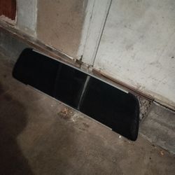 99-07  F250 F350 Rear Sliding Window 