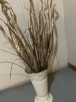 Cream and Gold Porcelain Vase with Gold Decor