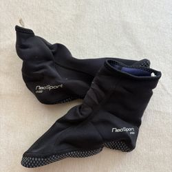 Surf Socks Size 7