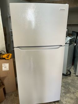 30” Frigidaire refrigerator