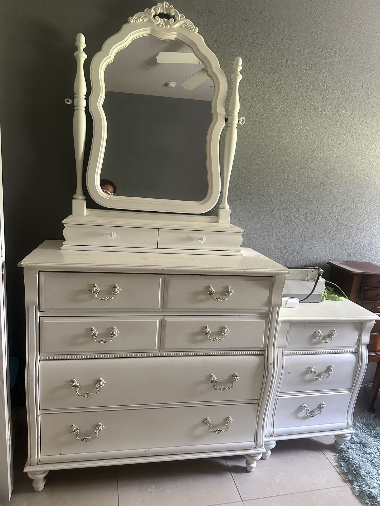 Solid Wood White Dresser One Night Stand And Desk
