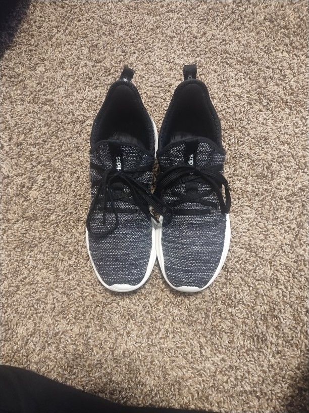 Adidas Women 7.5