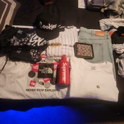 XXL SHIRTS..42W HILFIGER JEANS NEW,NORTH FACE,SUPPLY AND DEMAND, SUPREME....