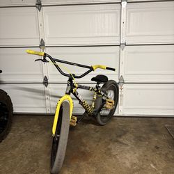 YELLO SOCAL FLYER AFTER MARKET PARTS