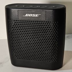 Bose Soundlink Color Bluetooth Wireless Portable Speaker Black. 