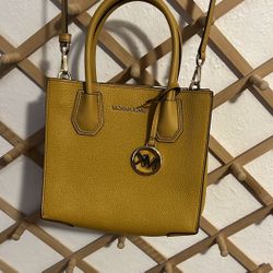Michael Kors purse yellow 