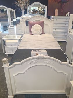 Girls bed