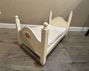 My Twinn 4-Post Doll Bed