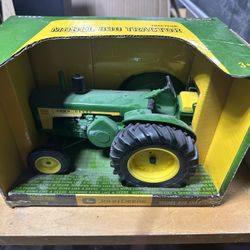 John Deere Collector Tractor 