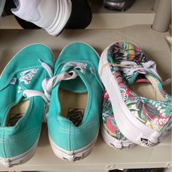 Blue Vans Size Men’s Size 6 H Women’s Size 8 15 dollars 2 pair 25 Dollars