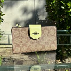 Coach Wrist Wallet