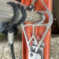 Louisville 16 FT. Fiver Extension Ladder 