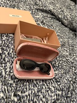 Women’s Miu Miu Sunglasses