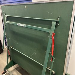 Ping Pong Table 
