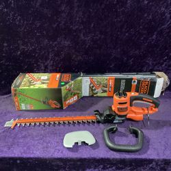 🧰🛠BLACK & DECKER 20” 3.8AMP Corded DualAction Hedge Trimmer w/Saw Blade Tip-LIGHTLY USED!-$50!🧰🛠