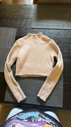 Women’s sweater top