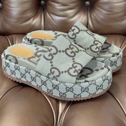 Gucci Angelina Maxi GG Slide Sandals Beige Size 38.5