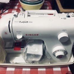 Singer Sawing Machine 2250