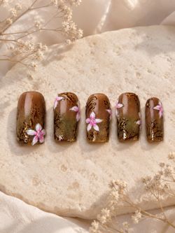 Amber nails