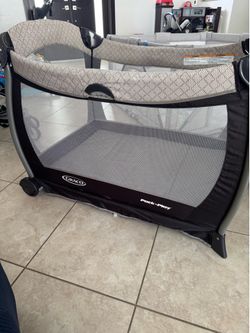 Graco play pack