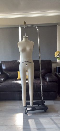 Collapsible shoulder mannequin size 6