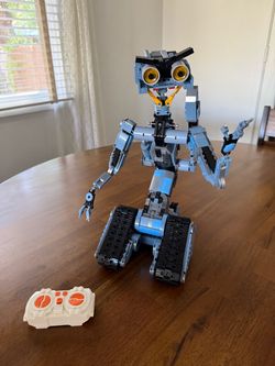 iATOM Remote Control Johnny 5 Building Block Robot