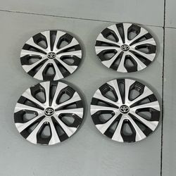 Toyota 16” Wheel Covers / Hubcaps Set of 4 — Used