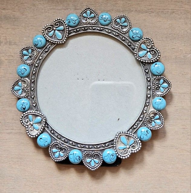 Decorative Round 4"x4" Photo Frame