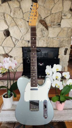 Fender Custom Shop Limited Edition 1967 Telecaster Closet Classic—Firemist Silver Metallic