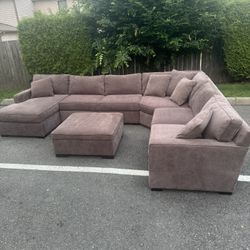 Macys Sectional Couch 