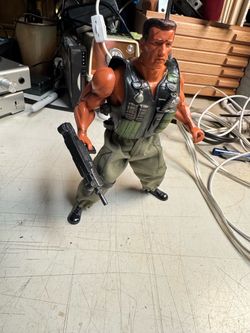 1985 Commando Action Figure