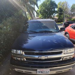 2002 Chevy Suburban