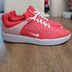 Nike SB Zoom Nyjah Skate Shoes 