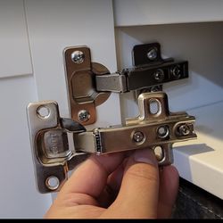45 Berta Soft Closing Hinges 