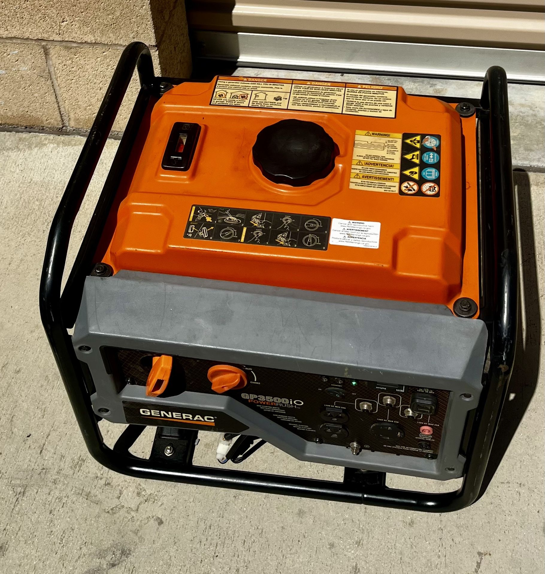 Generac GP3500iO Inverter Generator – 59.5 hrs – Quiet/30A/RV