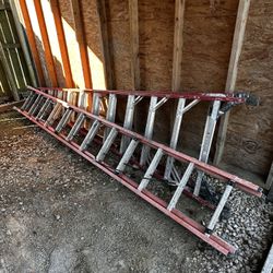 Dos Escaleras Tijera 12 Pies Extensión 24 Abre 