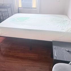 Free full-size mattress
