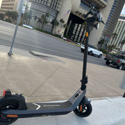 Niu- KQI2 Pro Foldable Scooter Color Grey