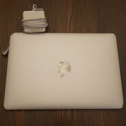 MacBook Air 13 In 