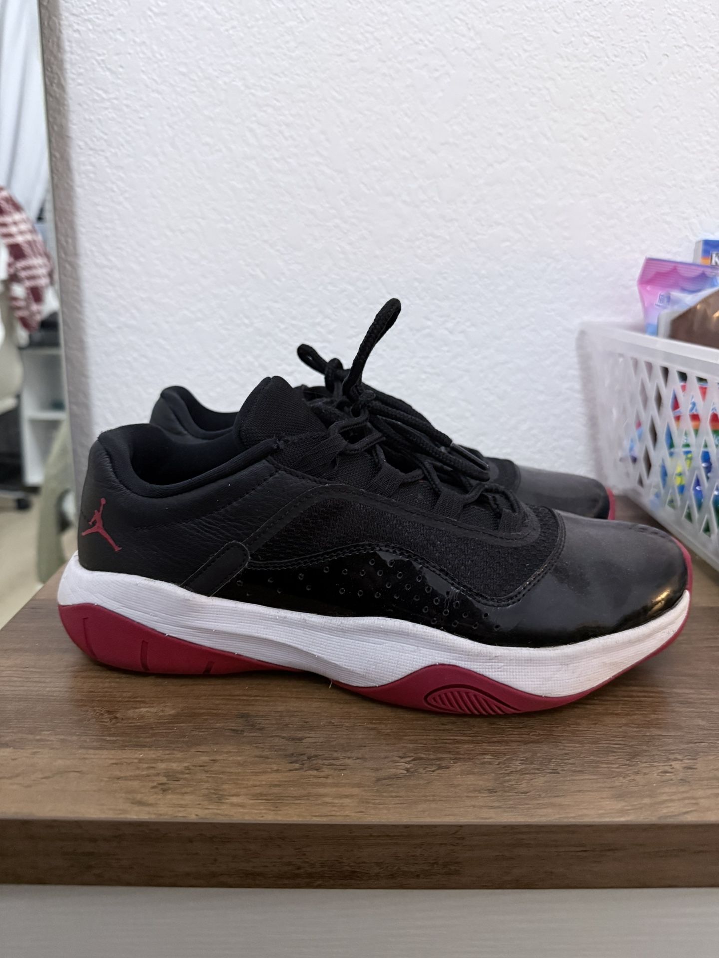 Air Jordan 11 CMFT Low Bred