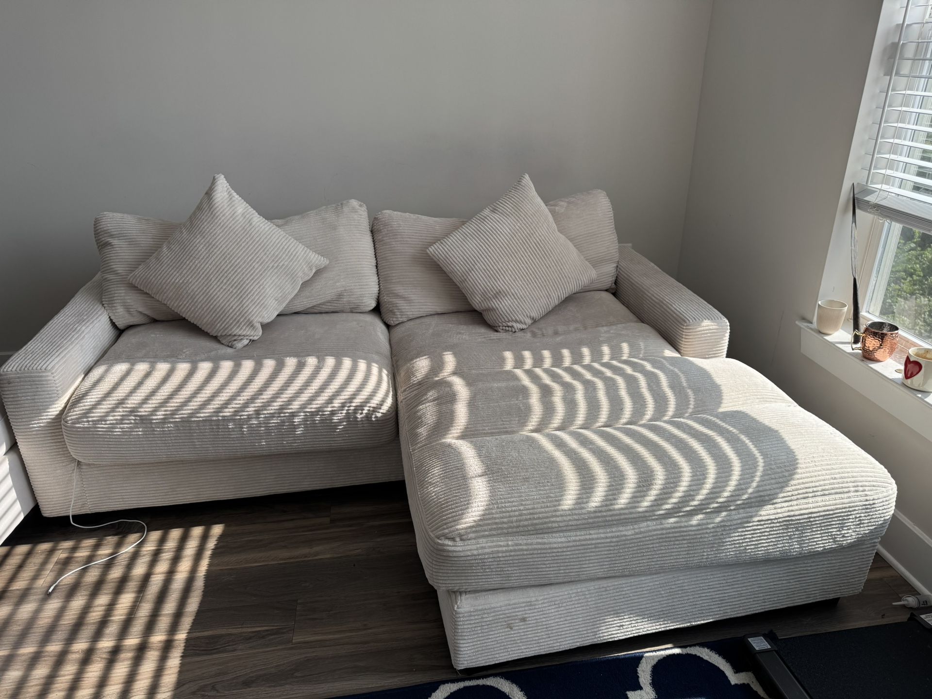Sofa - Good condition (4 Months Old)
