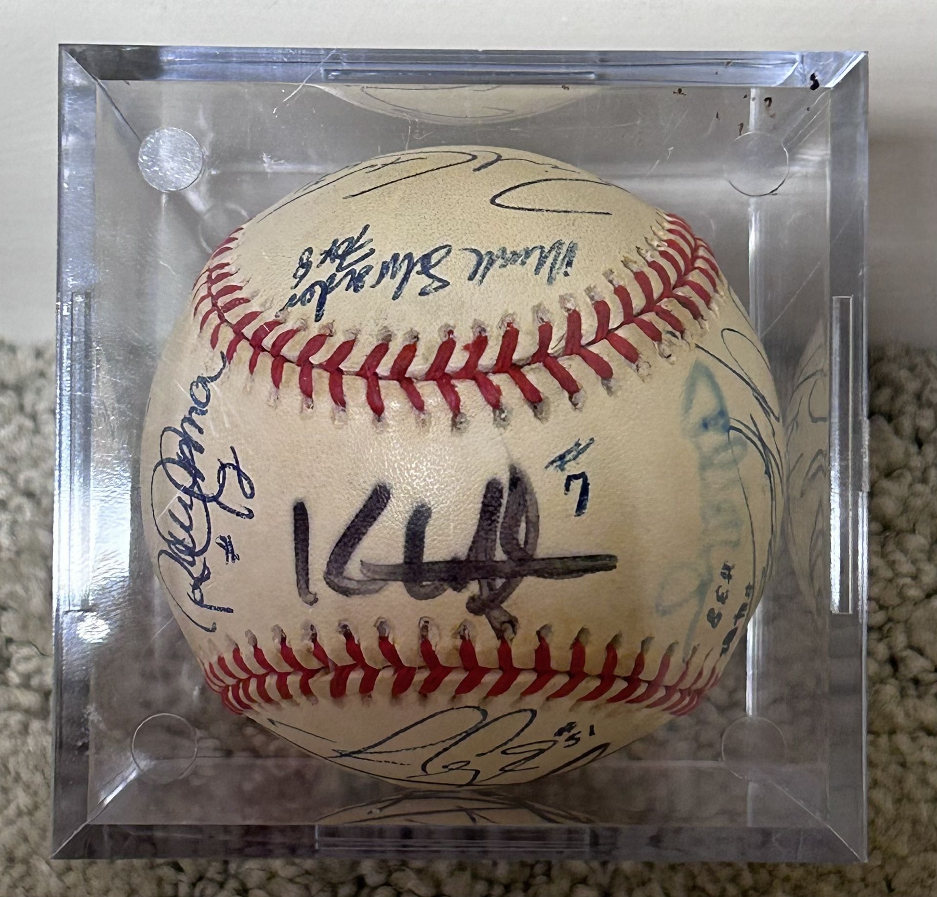 1999 Cleveland Indians Autographed Baseball With 17 Signatures