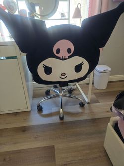 Kuromi chair