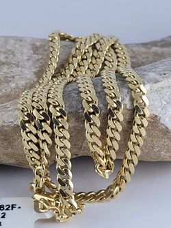 14k Solid Gold Cuban Link Chain  4mm Wide, 22 inches Long, Italy - Oro Solido