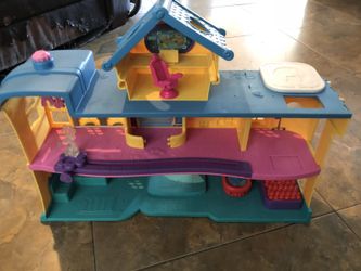 Doc McStuffins playhouse