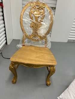 Gold Ornate Baroque Style Accent Chair