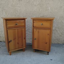 IKEA NIGHT STANDS 