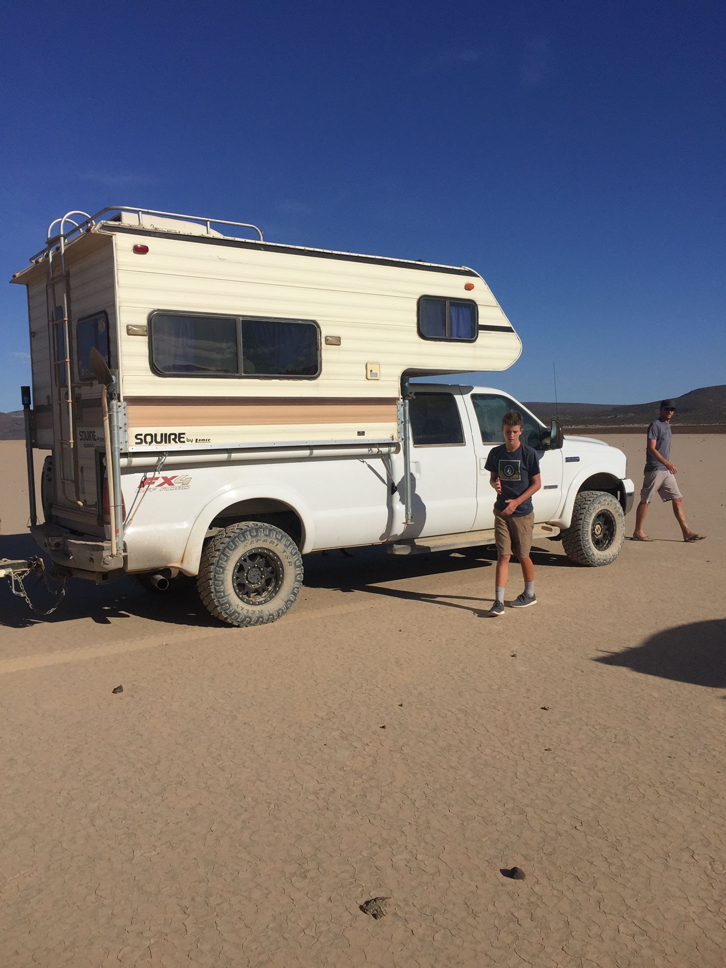 Squire Cabover camper 8ft bed